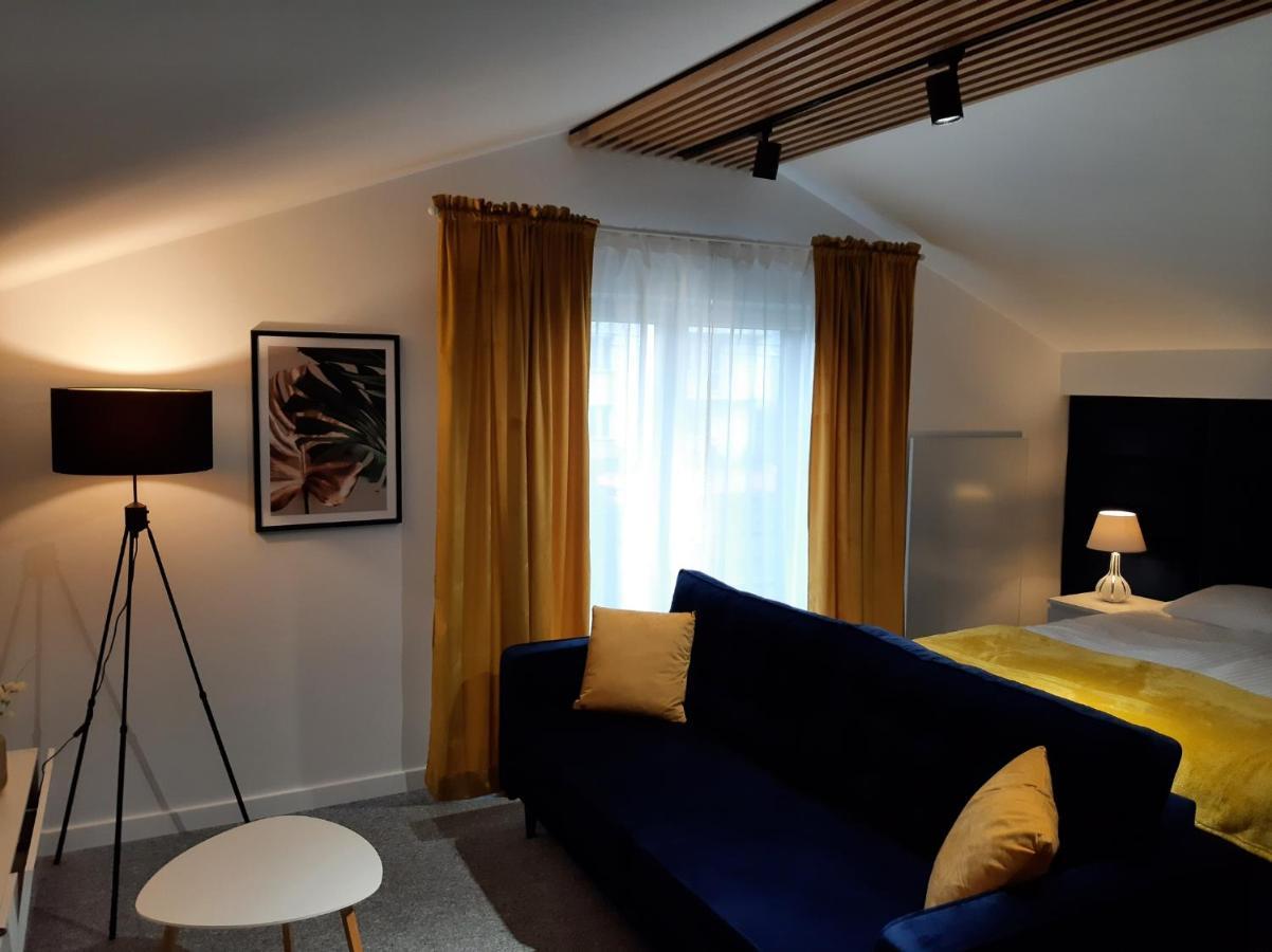 Apartament Willa Pod Sosnami Zator Przeciszow Bagian luar foto