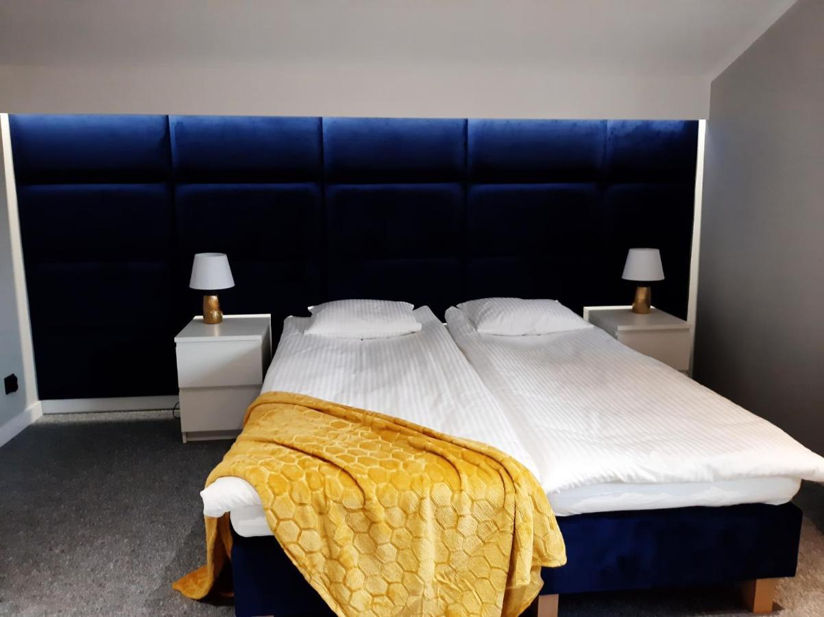 Apartament Willa Pod Sosnami Zator Przeciszow Bagian luar foto