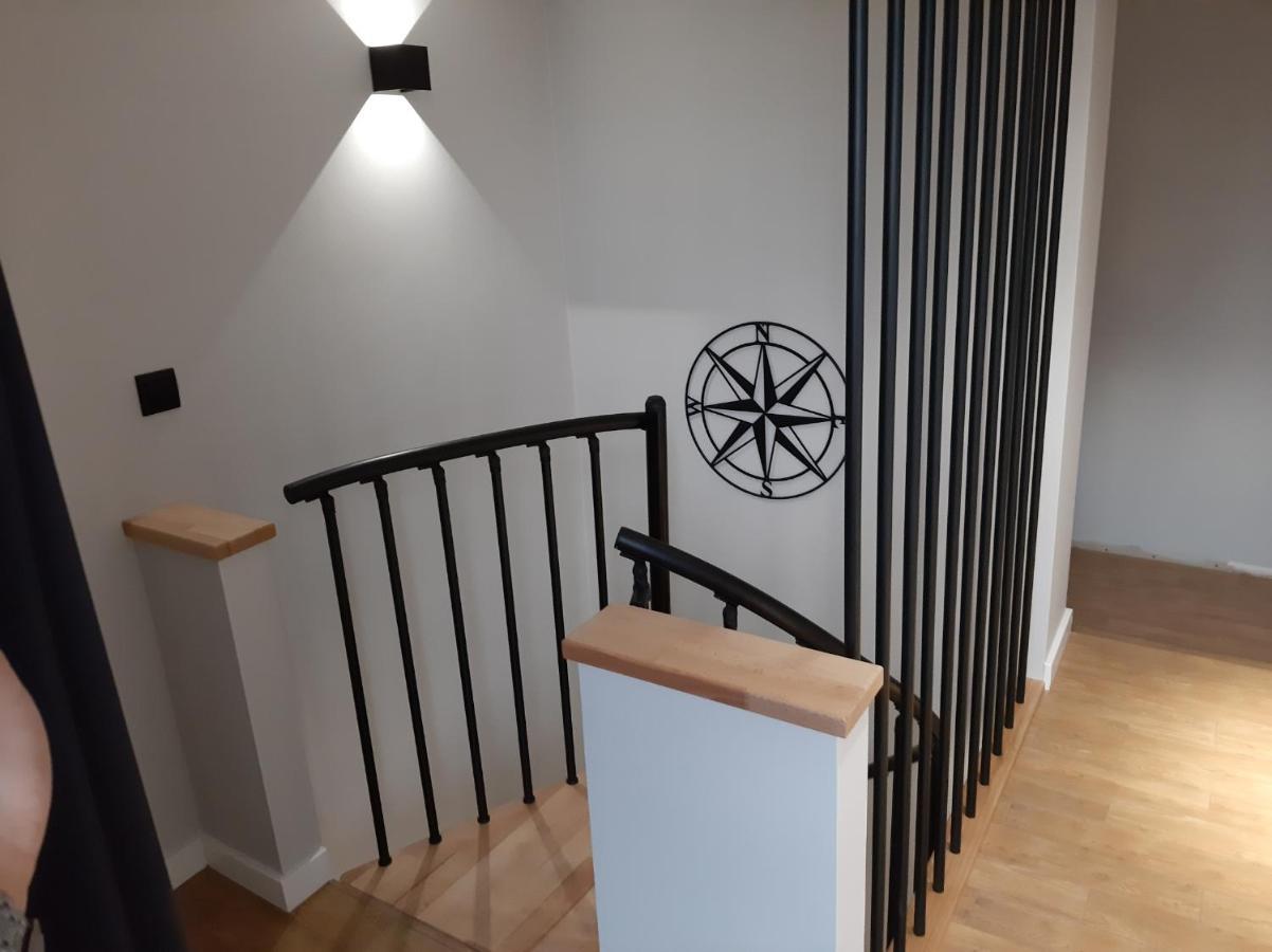 Apartament Willa Pod Sosnami Zator Przeciszow Bagian luar foto