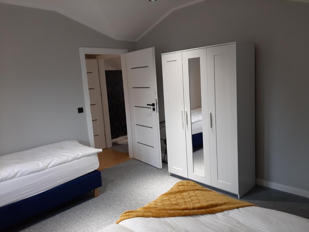 Apartament Willa Pod Sosnami Zator Przeciszow Bagian luar foto