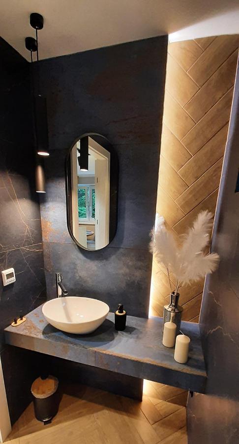 Apartament Willa Pod Sosnami Zator Przeciszow Bagian luar foto